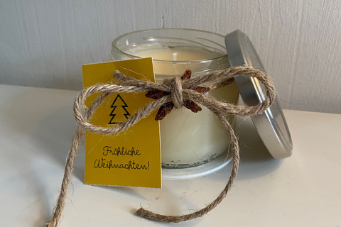 Weihnachtliche DIY-Kerze im Glas